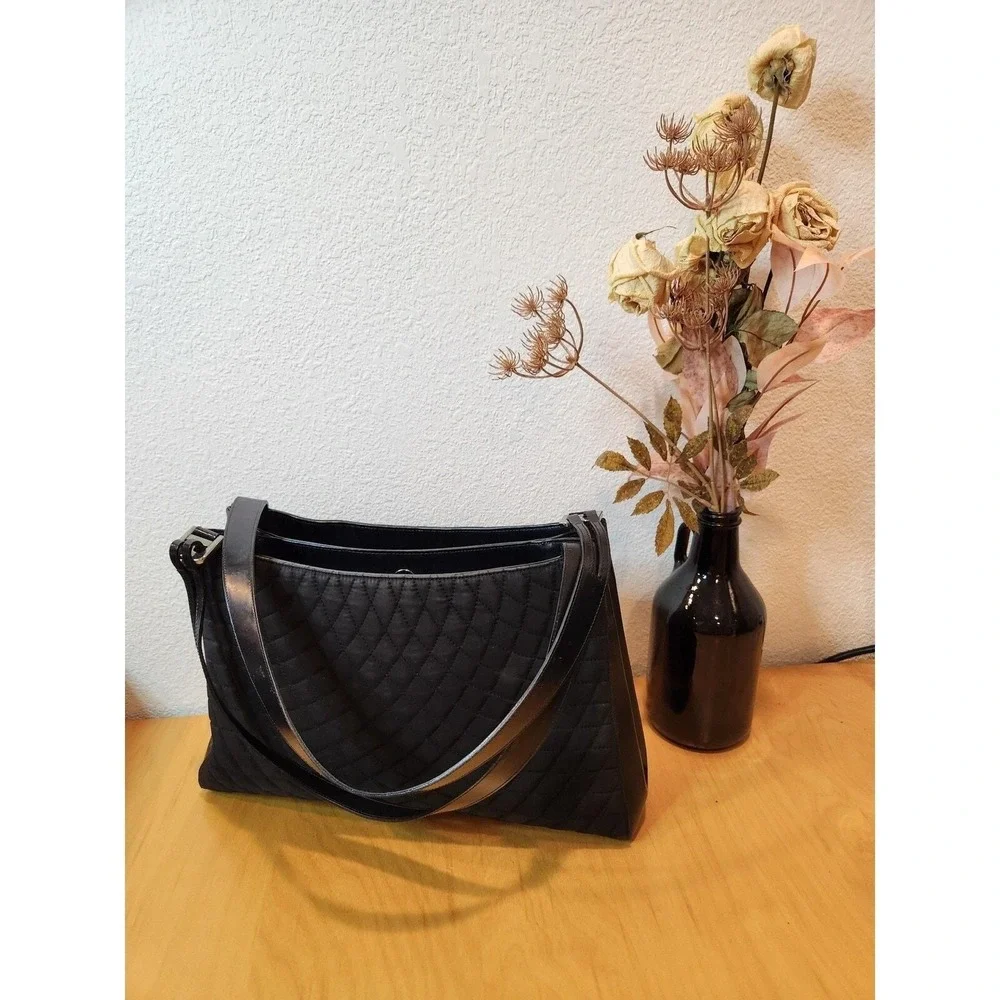 Vintage Bally Black Quilted Nylon Patent Leather Shoulder Bag 12x7 Designer hobo